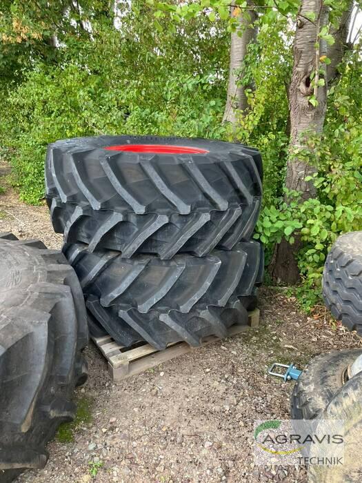 KR600/65R28