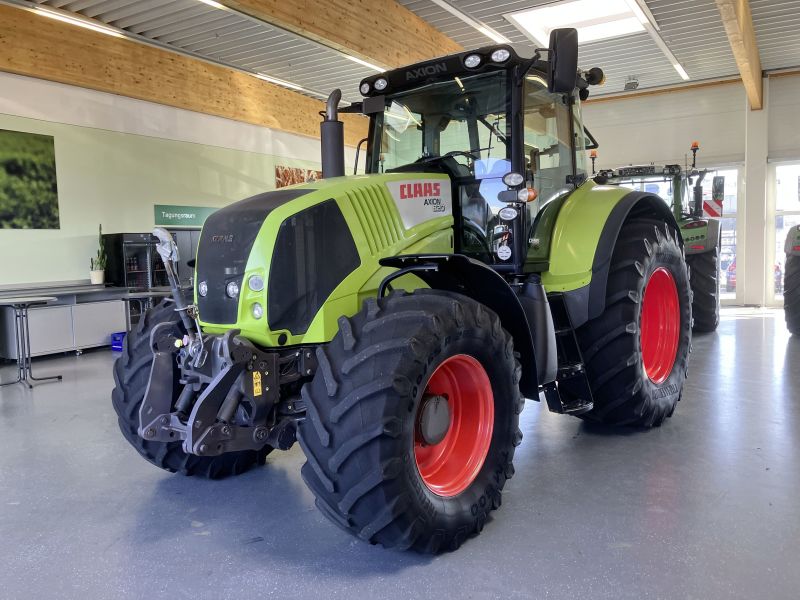 AXION 820 CEBIS