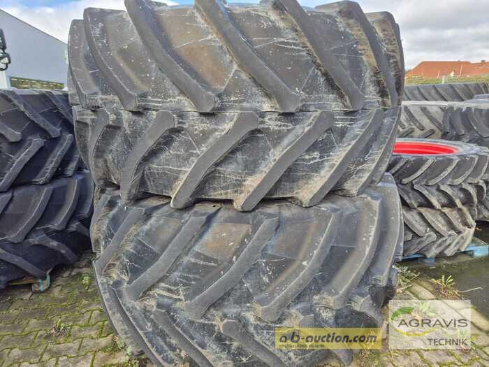 KR 900/60R38