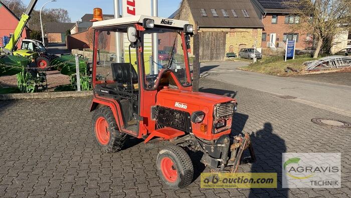 GEBRAUCHTES KLEINGERÄT HAKOTRAC Kompakttraktor